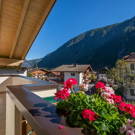 Rosa-1 By Interhome Apartment Mayrhofen